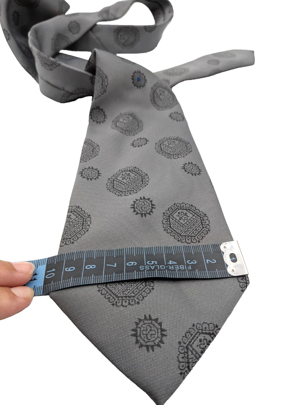 Cravatta Uomo 100% Seta Made in Italy Grigio Fantasia Medaglioni Elegante 9,5cm