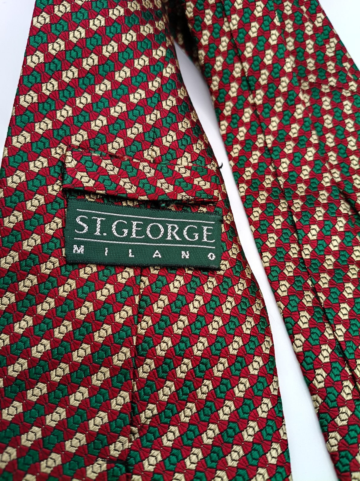 Cravatta ST. George Milano 100% Seta Geometrica Rosso Verde Oro Made in Italy 9c