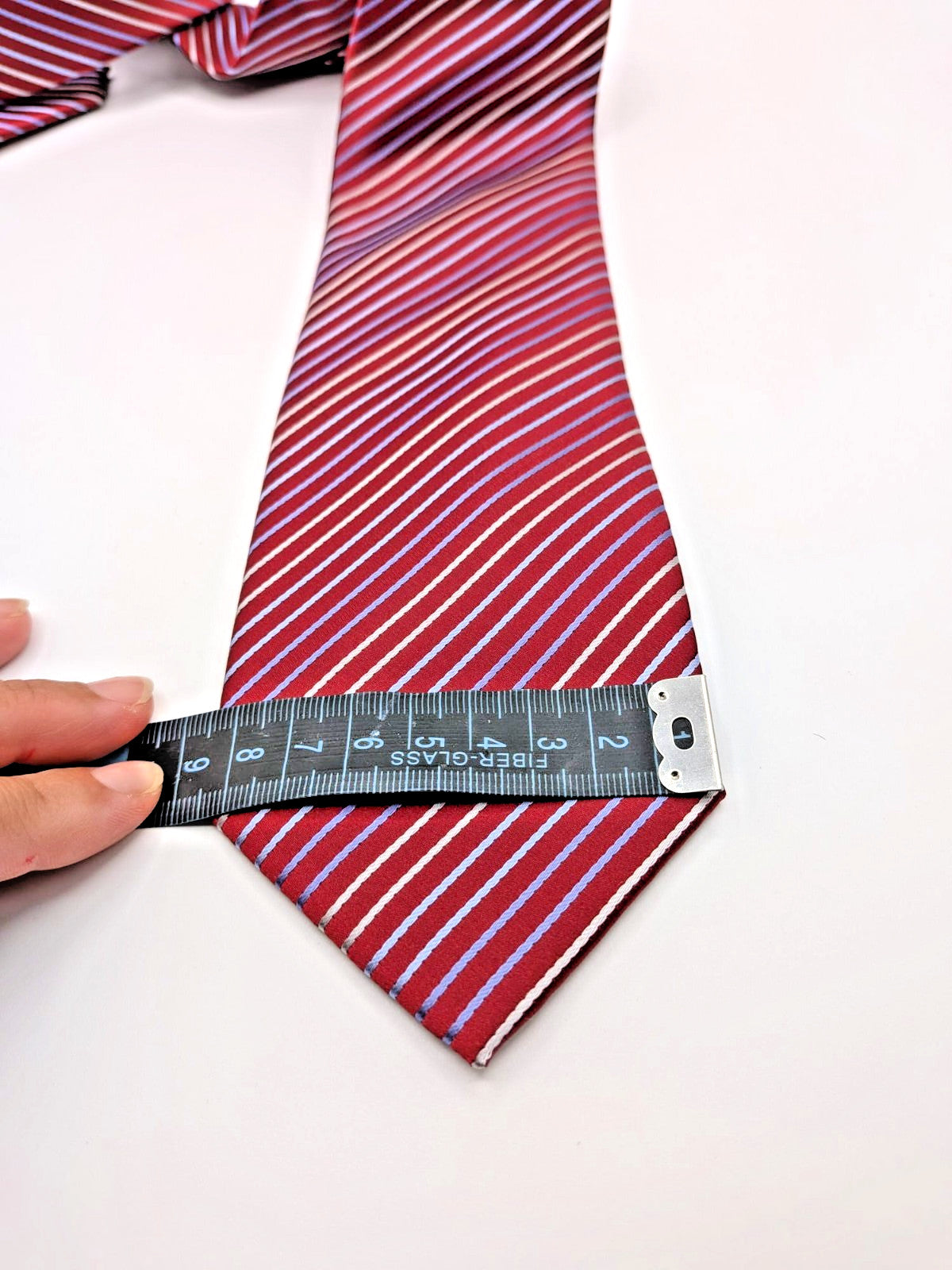 NAVA Cravatta Uomo Lavorazione a Mano Bordeaux Righe Regimental Made in Italy 8,