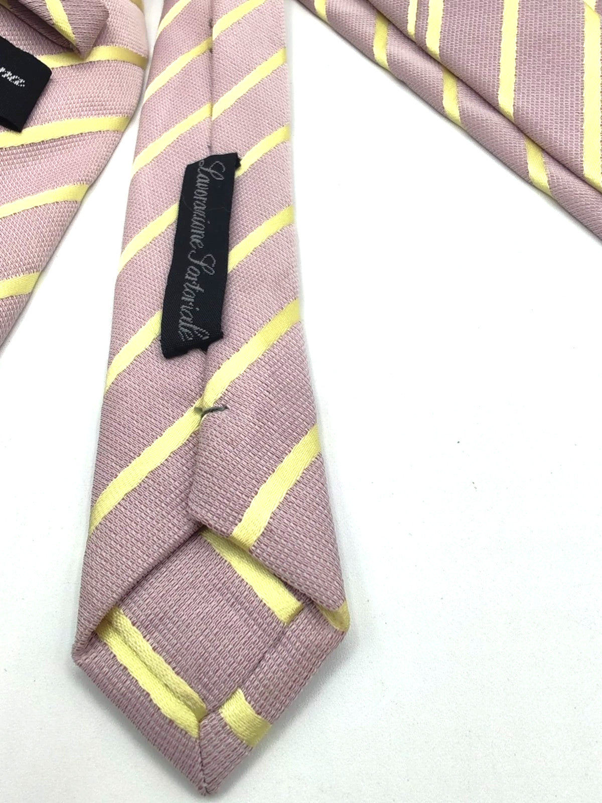 Cravatta Regimental 100% Seta Righe Lilla Giallo Elegante Cerimonia Business 9cm