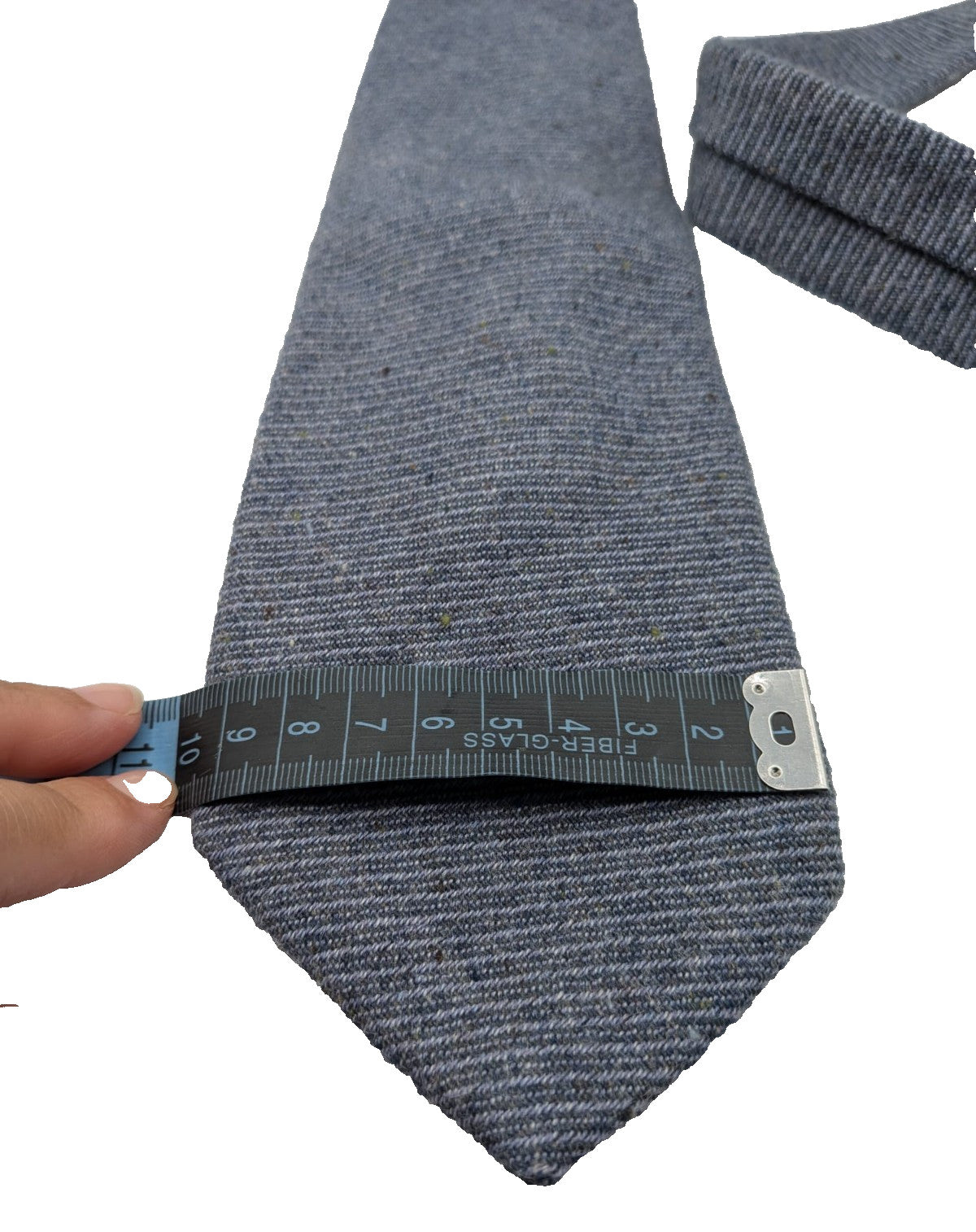 Uomo blue necktie made in Italy, textured wool fabric with elegant grey mélange pattern.