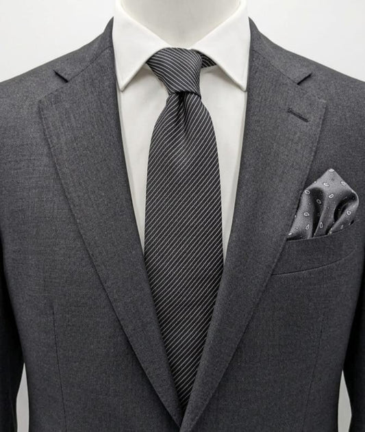 Clubmen of London Cravatta Uomo Grigio Antracite Righe Argento Made in Italy 8 c
